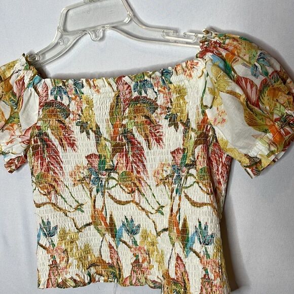 Rose & Olive Hawaiian Smocked Crop Top. Size Small. New. - Picture 6 of 7